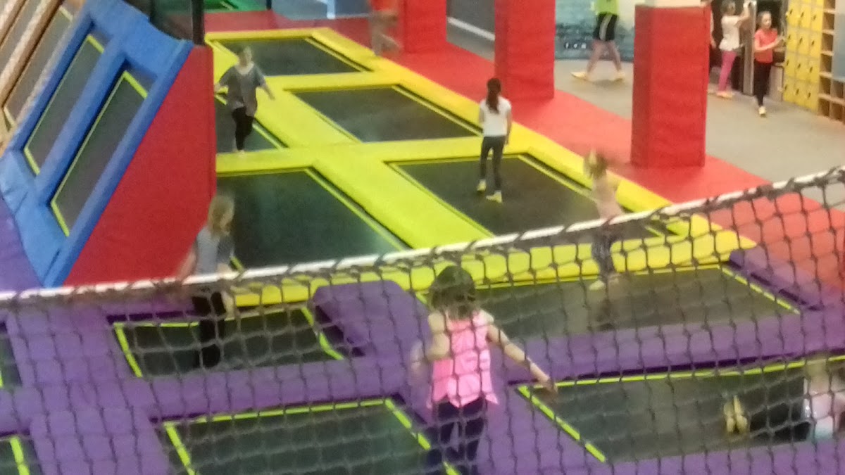 Air Thrill Falkirk Inflatable, Trampoline & Party Arena