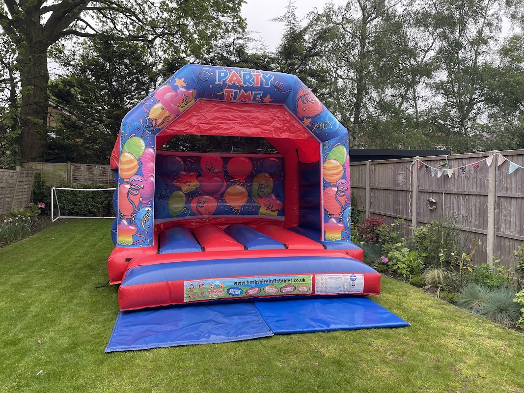 Berkshire Inflatables (Bouncy Castle Hire)