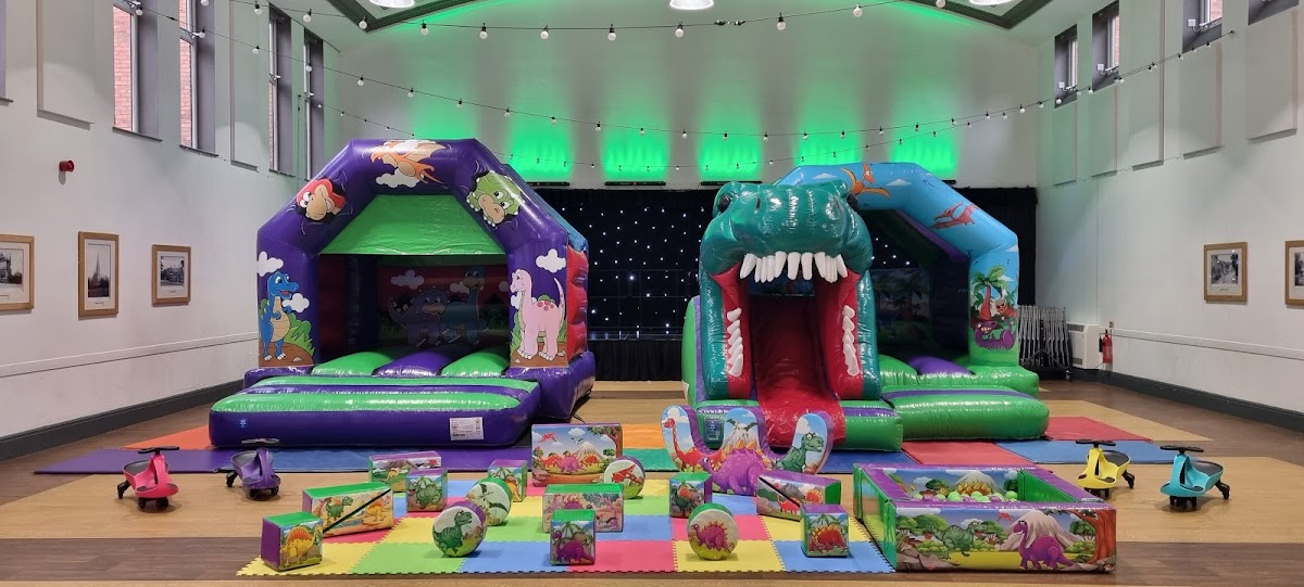 Born 2 Bounce Bouncy Castle Hire and Soft Play Hire Stockport Tameside Manchester