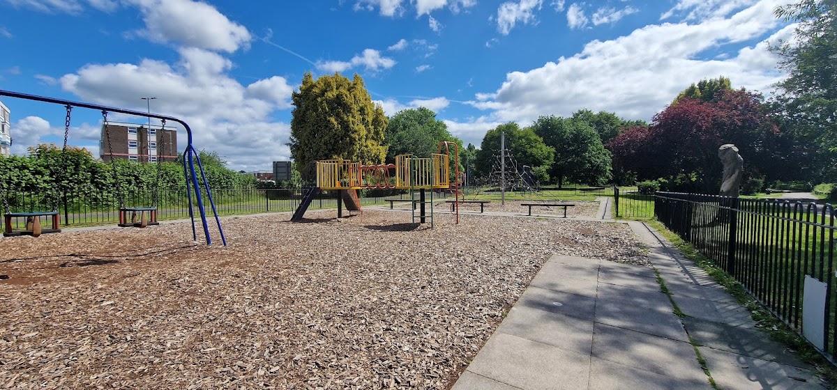 Churchill Gardens Play Area
