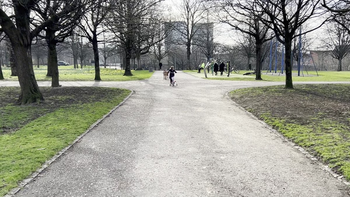 Glasgow Green Play Village