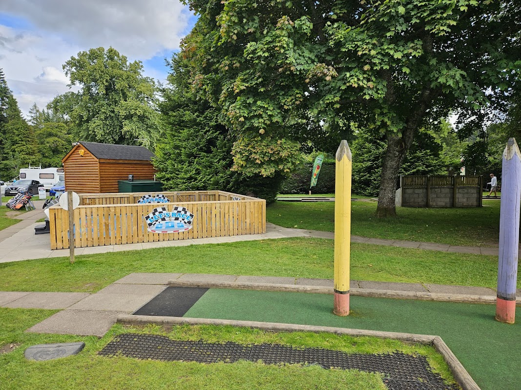 Inverness Crazy Golf