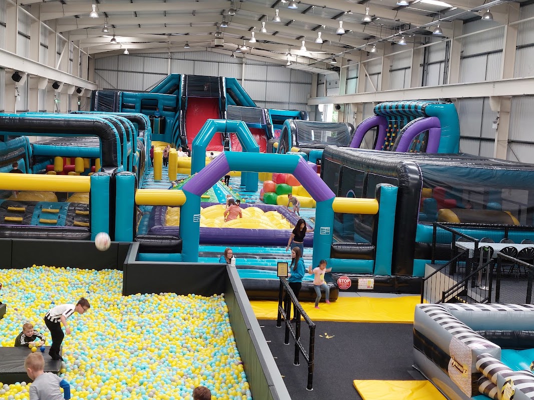 Jumpin Fun Inflatable Park Salisbury