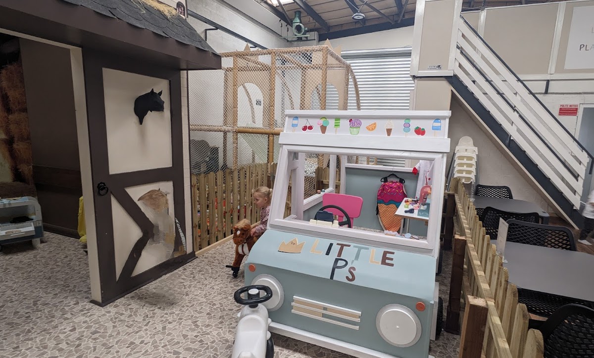 Little P's Play Town