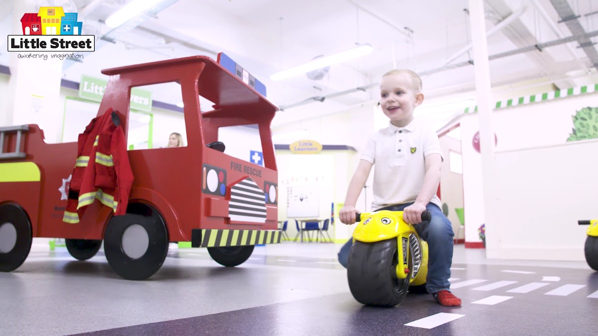 Little Street (Children's Role Play)