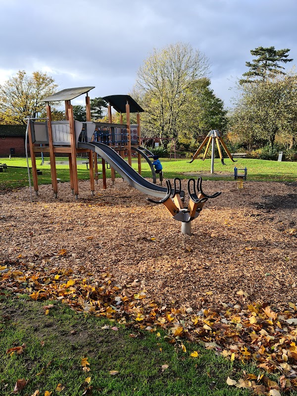 Manor Field Play Park