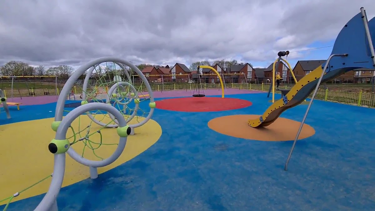 Meadway Park Childrens Play Area