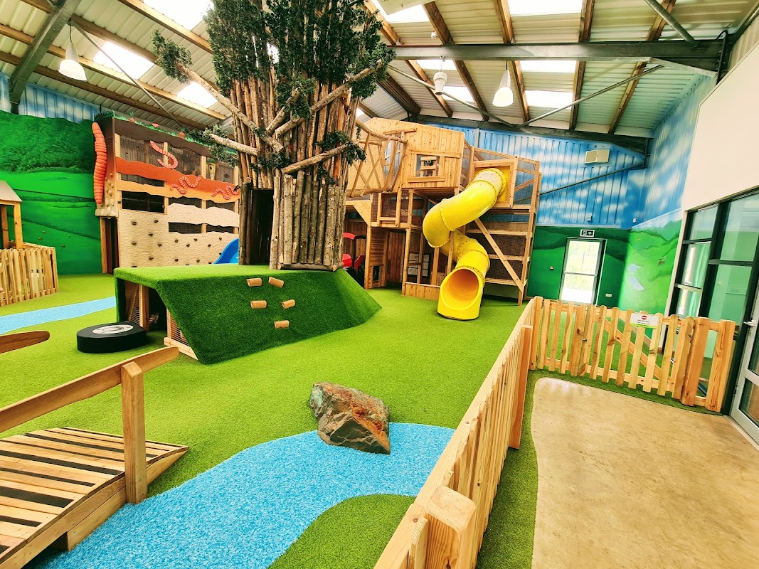 Natural Play and Cafe