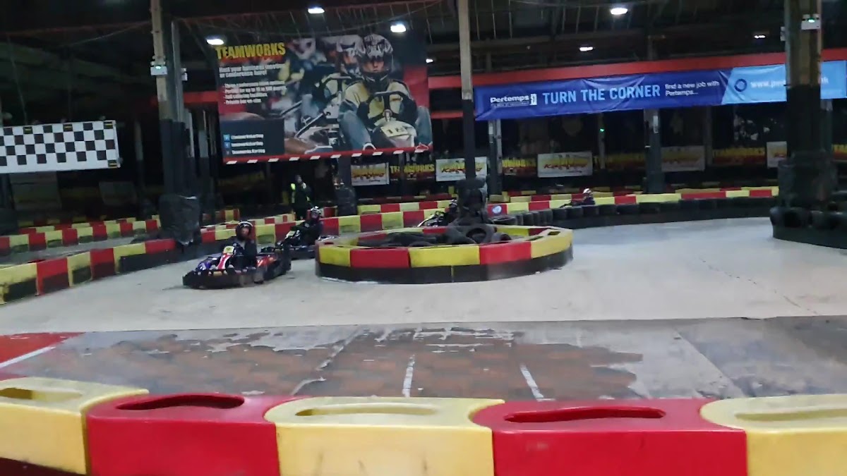 Teamworks Birmingham City: Karting - Laser Tag - Simulator Racing