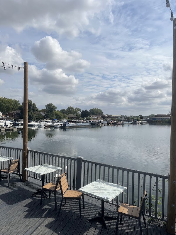 The Venue - Billing aquadrome