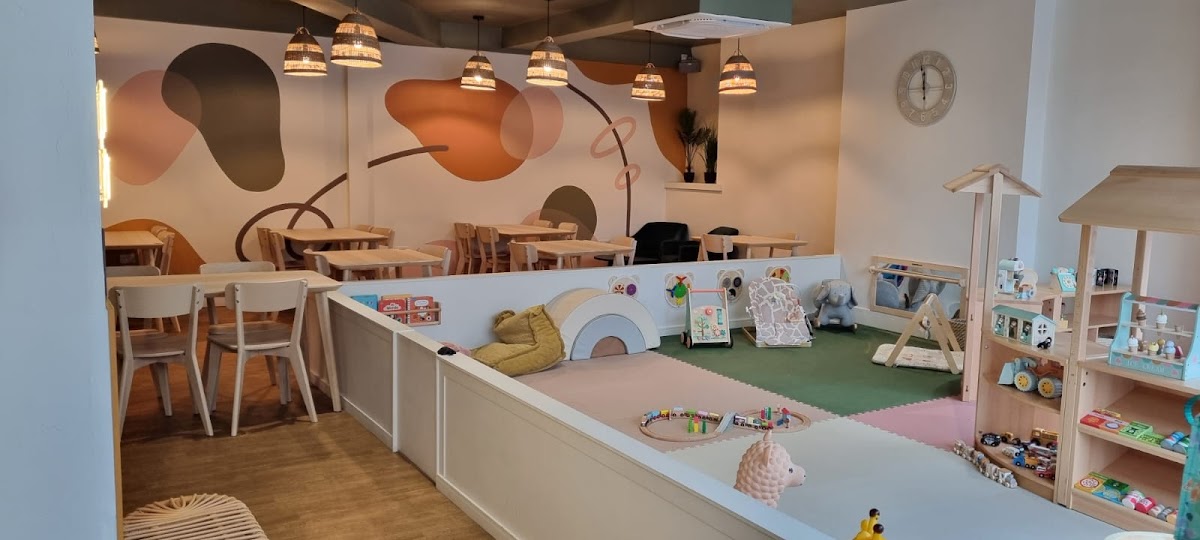 Tots & Teapots Play Café