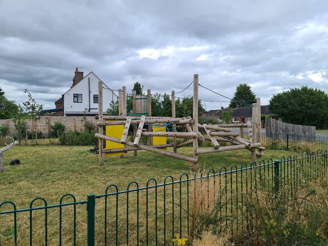 Weston Woods / Village Playground