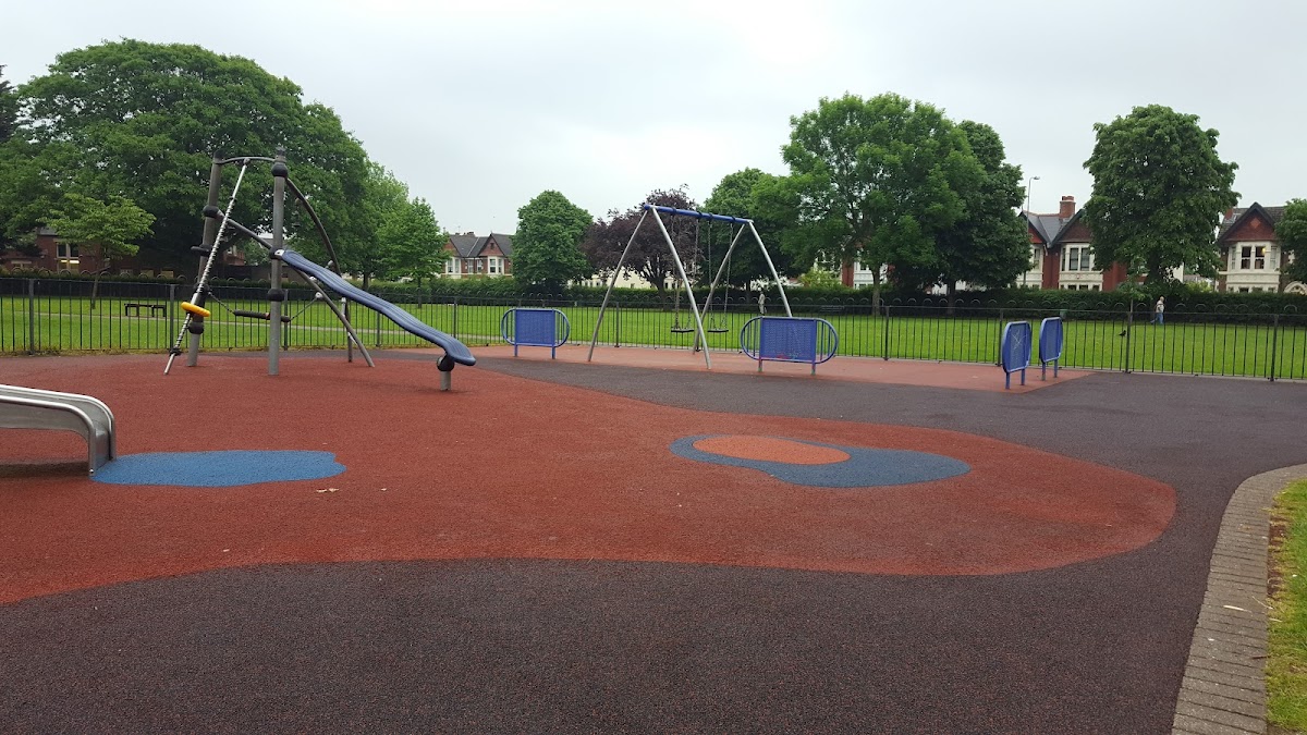 Whitchurch Library Gardens Play Area